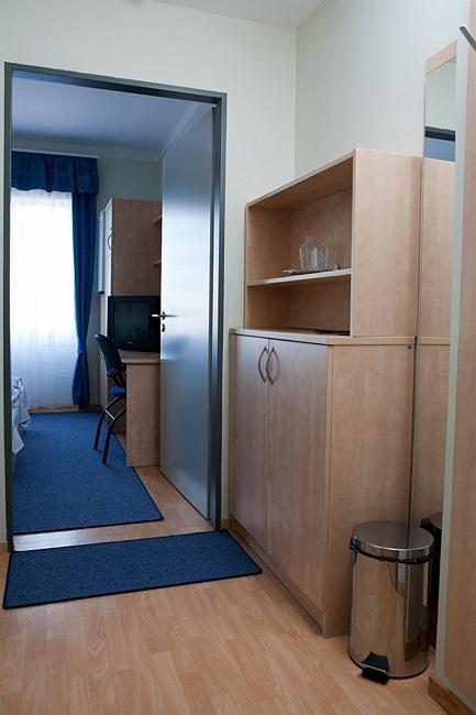 Hotel Kerpely Dunaújváros Extérieur photo
